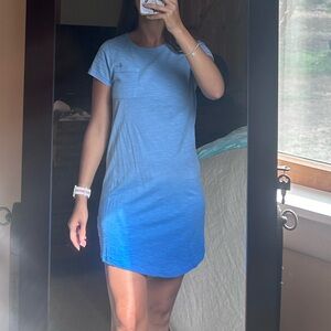 Vineyard Vines Ombré Blue T-shirt Dress